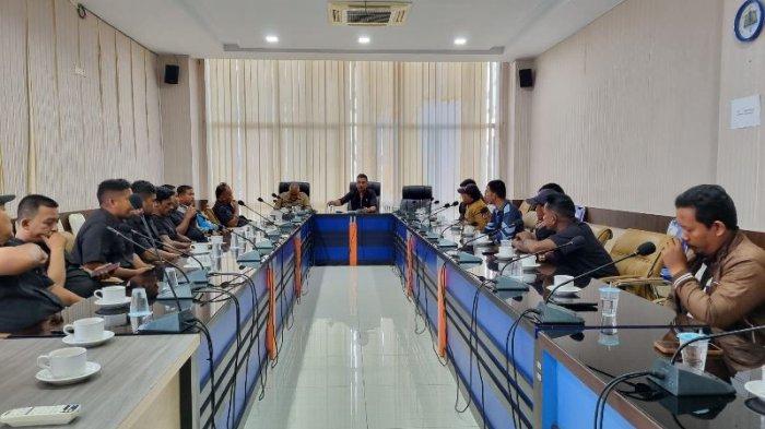 Gaji Sudah 3-5 Bulan belum Dibayar, Petugas Pasar Aceh dan Almahirah Mengadu ke DPRK Banda Aceh