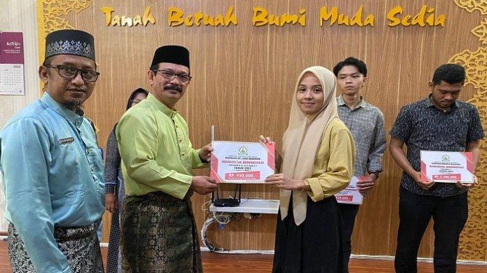 950 Mahasiswa Aceh Tamiang Terima Beasiswa dari Pemkab