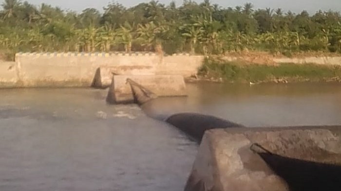 Bendung Karet Tak Berfungsi, Pj Wali Kota Banda Aceh Berharap Segera Dibangun Baru - bendung-karet-lambaro_20180813_154412.jpg