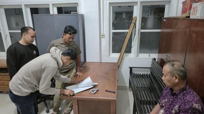 Kejaksaan Tinggi (Kejati) Aceh melalui Tim Tangkap Buronan (Tabur) berhasil mengamankan seorang buronan kasus tindak pidana perdagangan orang yang masuk dalam Daftar Pencarian Orang (DPO) Kejaksaan Negeri Lhokseumawe.