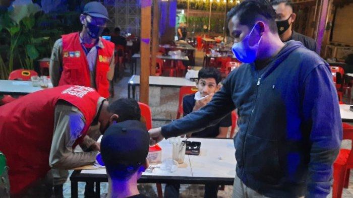 Tiga Warung Kopi di Langsa Disegel Tim Yustisi