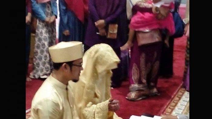 Subhanallah, Gadis Aceh Ini Dinikahi dengan Mahar Surat Alfath