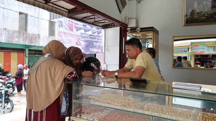 Akhir Pekan, Harga Emas di Aceh Tamiang Naik Tipis Rp 7.150.000 per Mayam