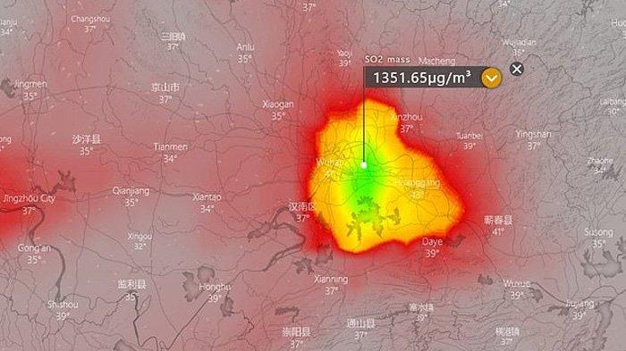 Tingkat sulfur dioksida (SO2) di Kota Wuhan pada hari itu sangat tinggi, berada di angka 1.350 ug/m3  pada 9 Februari 2020.