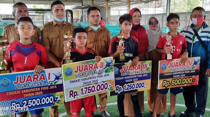 SDN 4 Bandar Baru Sabet Juara Liga Futsal Disdik