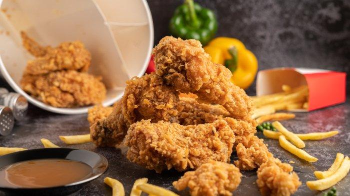 ilustrasi fried chicken (ayam goreng)
