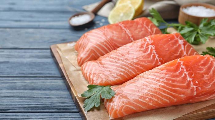 Fakta Ikan Salmon yang Dijuluki Si Raja Ikan, Baik Untuk Perkembangan Otak dan Kesehatan Jantung