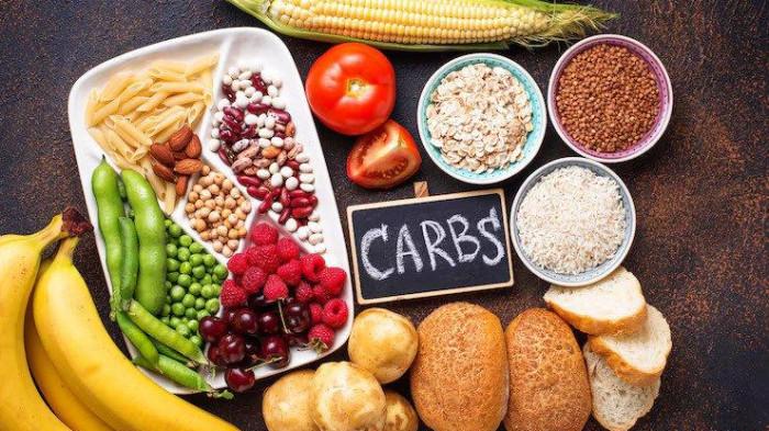 ilustrasi makanan yang mengandung karbohidrat kompleks (freepik/yuliyafurman)