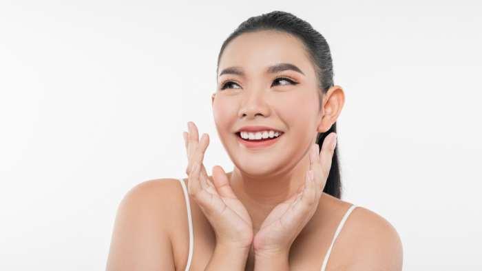 ilustrasi seseorang yang memiliki kondisi kulit sehat, cerah dan glowing