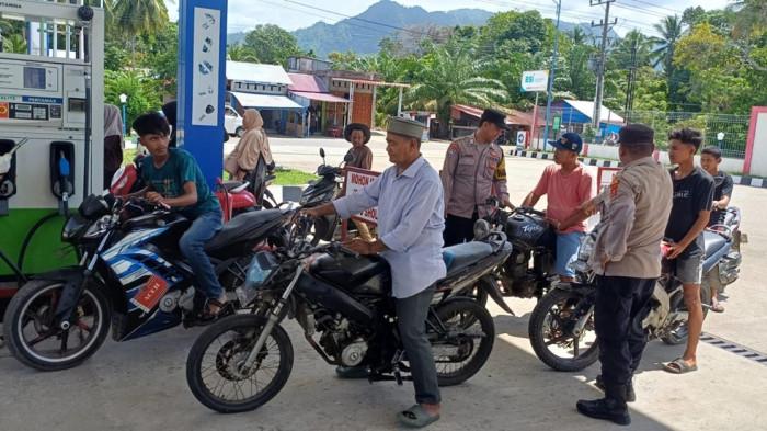 Antisipasi Kelangkaan BBM, Polsek Jajaran Polres Aceh Selatan Cek dan Jaga SPBU