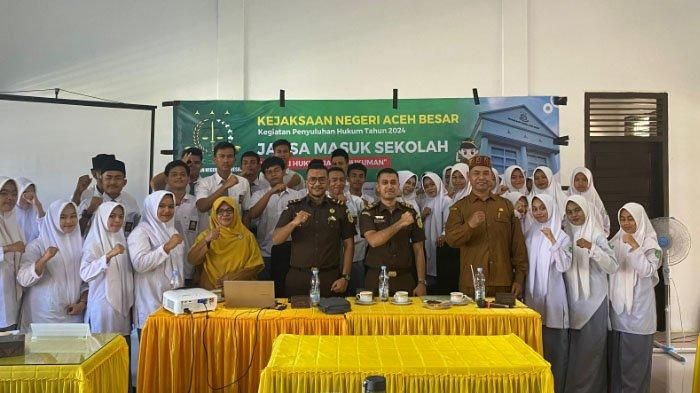 SMA 1 Kuta Baro Sambut Baik Program Jaksa Masuk Sekolah