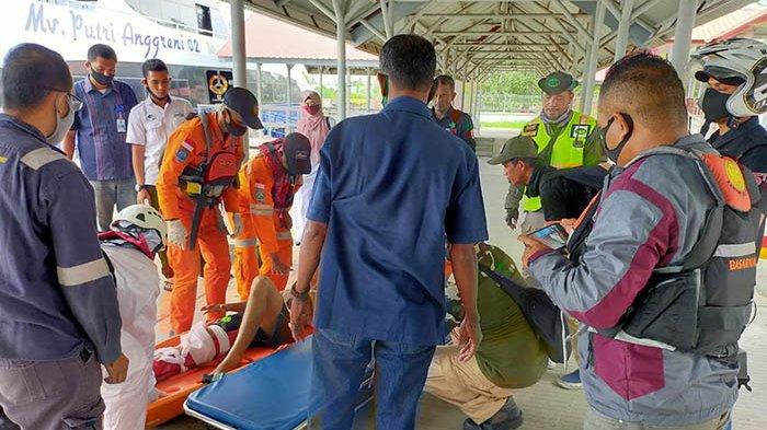 Berkemah di Lhok Keutapang Ujong Pancu, Mahasiswa Aceh Besar Terluka Ketiban Batu