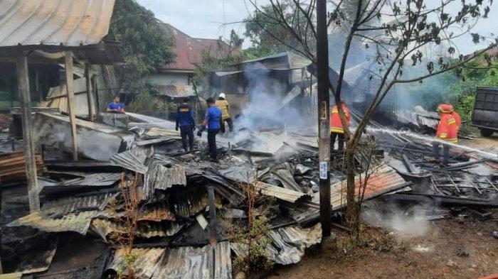 Warkop di Kompleks TNI Terbakar, Ini Dugaan Sumber Apinya