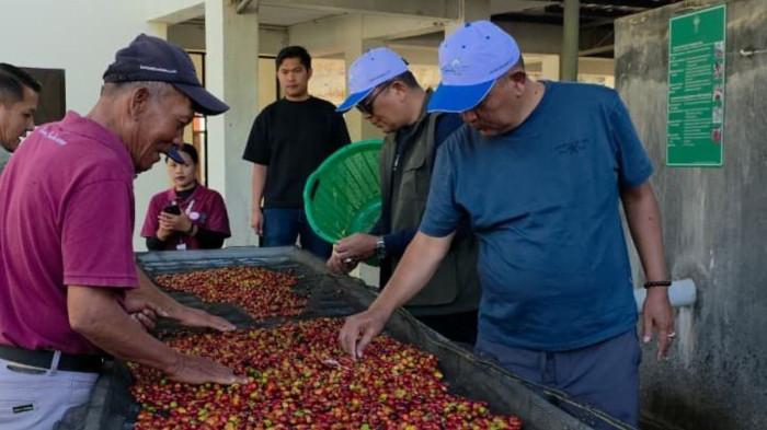 Irmawan Ajak Bupati Suhaidi Pelajari Hilirisasi Kopi di Sumut, Dorong Penguatan Industri Kopi Galus