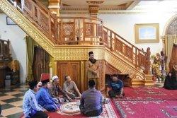 Bupati Bener Meriah Melayat Ke Rumah Alm Bupati Bireuen