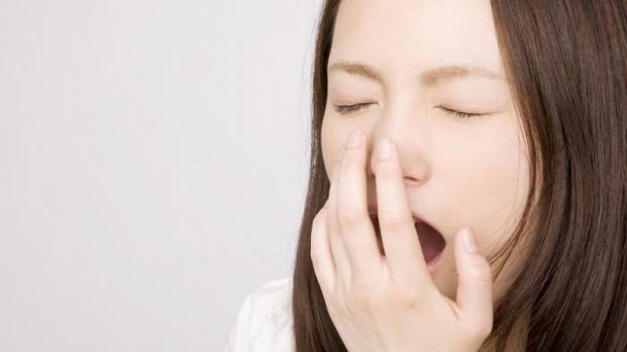 Setelah Makan Malah Terasa Lelah dan Ngantuk, Ini Penyebab dan Cara Mengatasinya