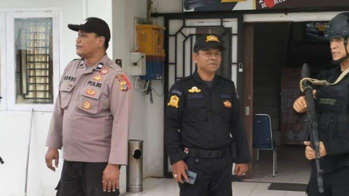 Kasatgas Humas OMB Seulawah Sambangi Gudang Logistik Pemilu dan Kantor Bawaslu Kabupaten Pijay