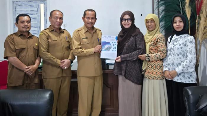 Unimal Serahkan Hasil Penelitian Soal Desa Wisata ke Disporapar Aceh Utara