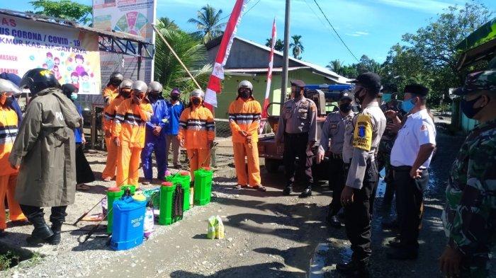 Pemkab Nagan Raya Bantu Sembako untuk Warga Reaktif Covid-19, Rumah Warga Disemprot Disinfektan