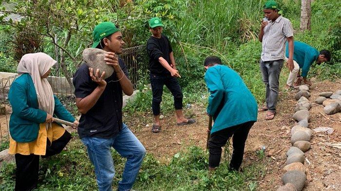 Mahasiswa KKM Umuslim Tanam Pohon Proklim