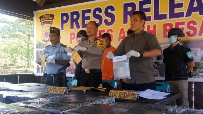 Polisi Amankan 40 Kotak Ganja Seberat 800 Kilogram di Indrapuri