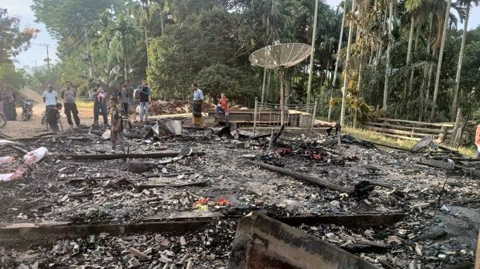 Istri Terbangun Ketika Sebuah Rumah Terbakar di Aceh Utara