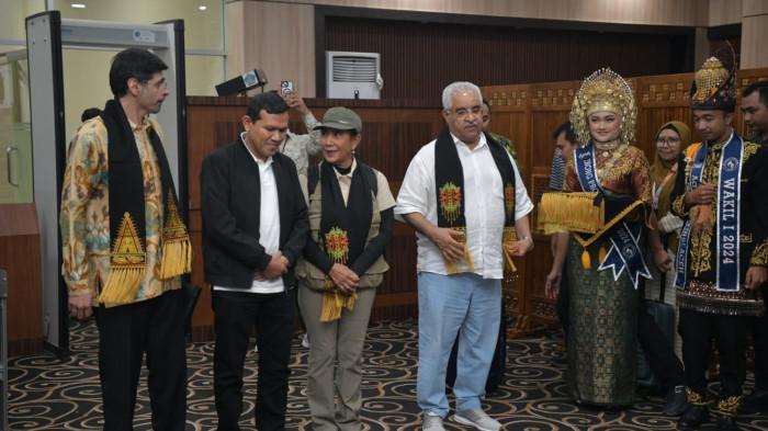 Dubes Bahrain Berkunjung ke Aceh, Disambut Wakil Gubernur di Bandara SIM
