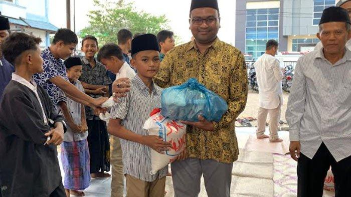 PMI Kota Lhokseumawe Santuni 40 Anak Yatim