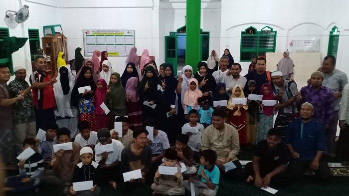Warga Lawe Loning Santuni Anak Yatim, Sumber Dana Dikumpulkan Door to Door