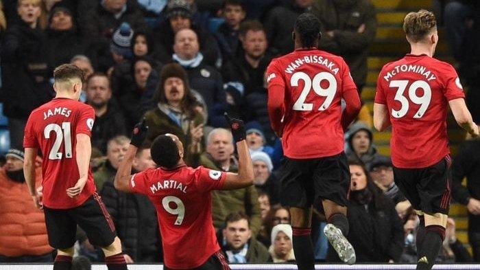 Hasil dan Klasemen Liga Inggris, Manchester United Kalahkan Manchester City, Liverpool Tak Terkejar