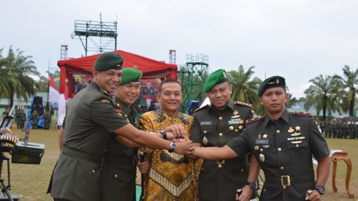 Uzbek Diana seksni onlayn tomosha qiling