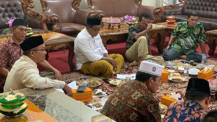 Bupati Dulmusrid Gelar Silaturahmi dengan Tokoh Masyarakat Singkil