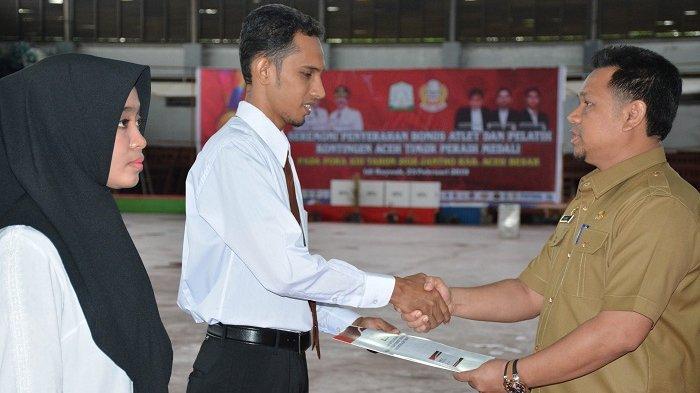 Pemkab Aceh Timur Serahkan SK Kepada 191 CPNS