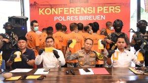 11-orang-tersangka.jpg