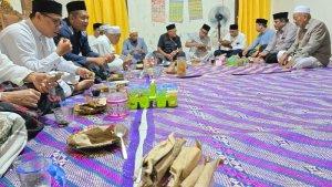 Abu-Ilot-jamu-tamu.jpg