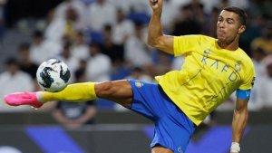 Aksi-Cristiano-Ronaldo-dalam-laga-Arab-Club-Champions-Cup-2023-antara-Al-Nassr-vs-Al-Shabab.jpg