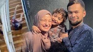Anak-Shireen-Sungkar-Adam-terjatuh-dari-tangga.jpg
