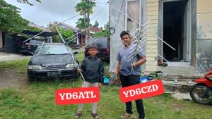 Anggota-ORARI-Lokal-Sabang-tengah-melakukan-Hunting-Signal.jpg