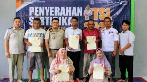 BPN-Abdya-Serahkan-Puluhan-Sertifikat-Tanah-Program-PTSL.jpg