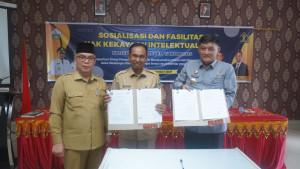 Bappeda-Bireuen-dan-Dinas-Perdagangan-kerja-sama-soal-HAKI.jpg