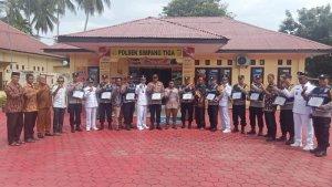 Bhabinkamtibmas-dapat-penghargaan.jpg