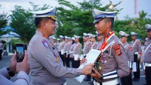 Bripda-Rahmat-Syahputra-merupakan-atlet-cabor-drum-band-Ia-berhasil-meraih-lima-medali-pada-PON.jpg