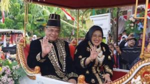 Bupati-Pati-Jawa-Tengah-Sudewo-bersama-istri-Atik-Kusdarwati.jpg