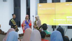 Christine-Hakim-nobar-di-Sabang.jpg