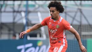 Connor-Flynn-cetak-gol-tunggal-untuk-Persiraja-melawan-Persikad.jpg
