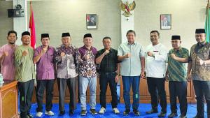 Dewan-Nagan-Tolak-PLTU-Masuk-Aceh-Barat.jpg