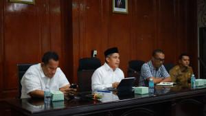 Dr-Kurdi-saat-membuka-rapat-di-Aceh-Barat.jpg