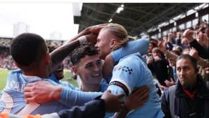 Erling-Haaland-mencetak-gol-saat-membantu-Manchester-City-melibas-Brentford.jpg