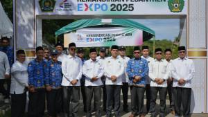Expo-Kemandirian-Ekonomi-Pesantren-di-UIN-Ar-Raniry.jpg
