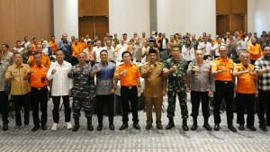 Foto-bersama-acara-FKP3-Tahun-2025-di-Hotel-The-Pade.jpg